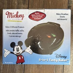 Disney Mickey 5-in-1 Tasty Baker